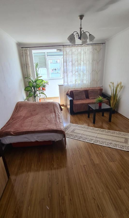 Perfect View Apartament 2 Rooms Self Check-In บูคาเรสต์ ภายนอก รูปภาพ