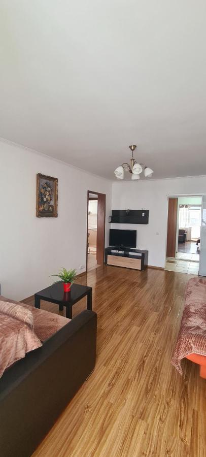 Perfect View Apartament 2 Rooms Self Check-In บูคาเรสต์ ภายนอก รูปภาพ
